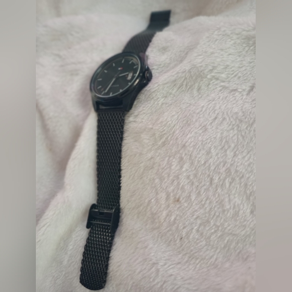 Men's Black Tommy Hilfiger Watch - Picture 6 of 10